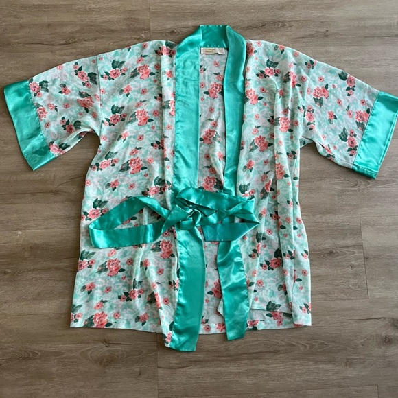 Vintage Victorias Secret Robe Womens One Size‎ Floral Romantic Gold Label - Picture 1 of 3